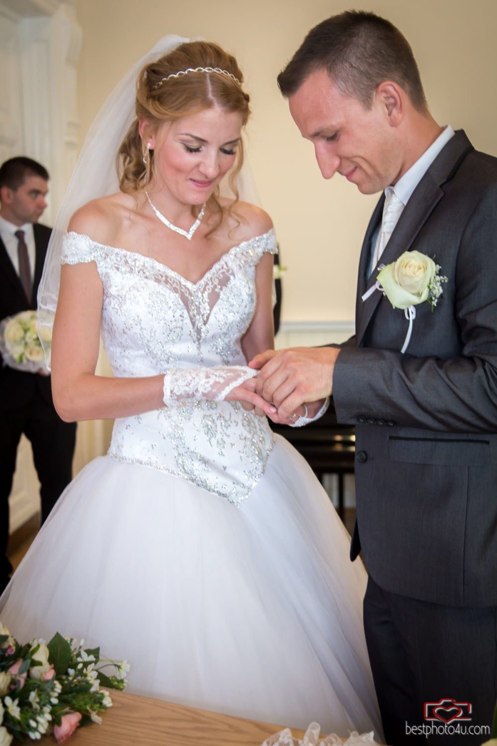 Viki és Dani esküvő fotózása Cegléden