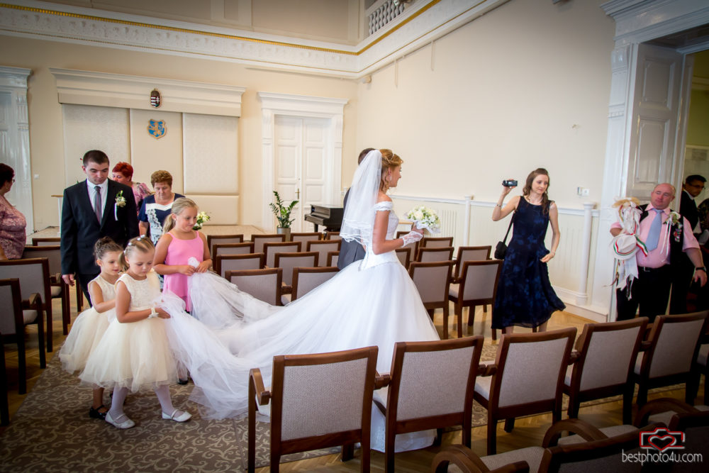 Viki és Dani esküvő fotózása Cegléden