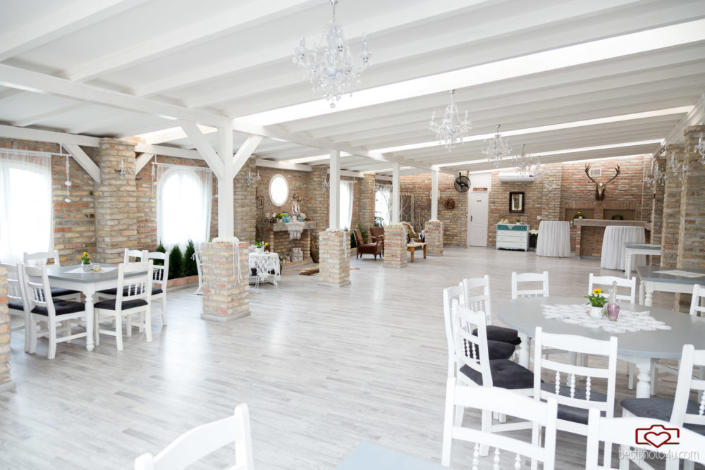 Deák udvarház - Kakucs